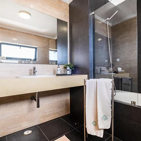 Novochoro - Small Garden By Dreamvillasalbufeira *