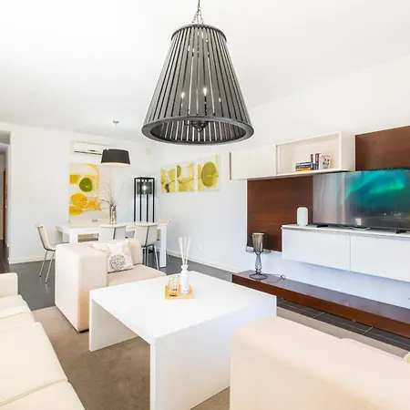 Novochoro - Small Garden By Dreamvillasalbufeira *